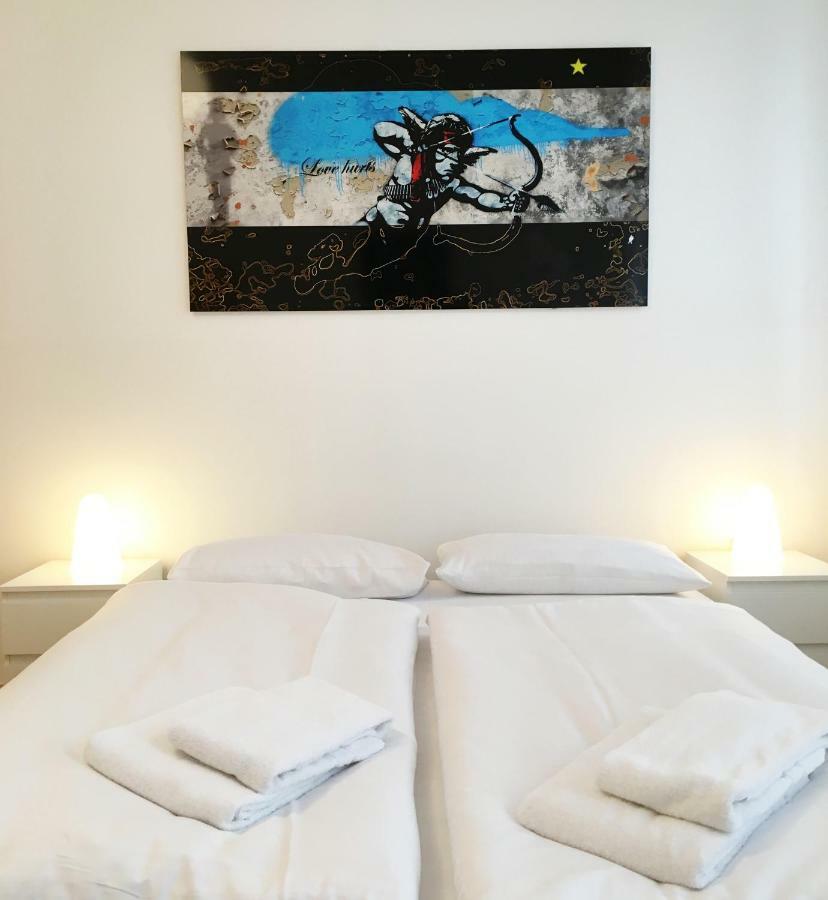 Downtown Apartment Berlin Friedrichshain Buitenkant foto